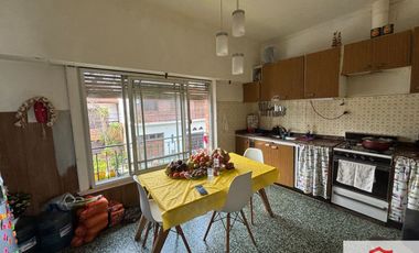 PH en venta c/ cochera en Ramos Mejía