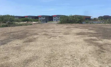 Land for sale in Phanthai Norasing, Samut Sakhon