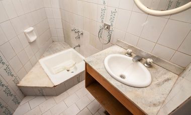 Casa de 5 ambientes en venta en Turdera con Jardín