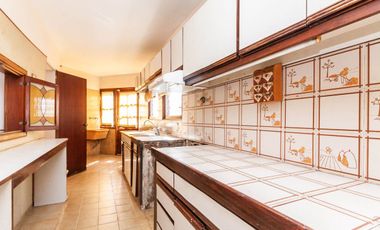 Casa de 5 ambientes en venta en Turdera con Jardín