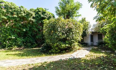 Casa de 5 ambientes en venta en Turdera con Jardín