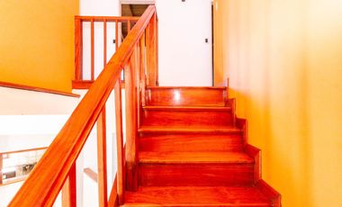 Casa de 5 ambientes en venta en Turdera con Jardín