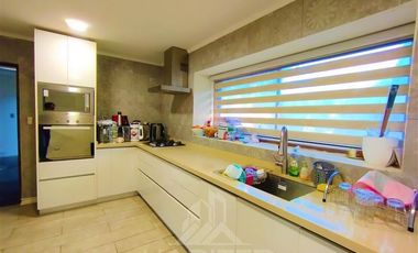 Casa en Arriendo en COD37542 Condominio con acceso controlado en Chivilcán