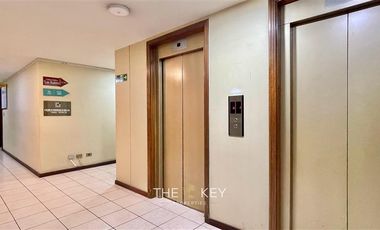 Oficina en Arriendo en Manuel Bulnes - Andrés Bello.