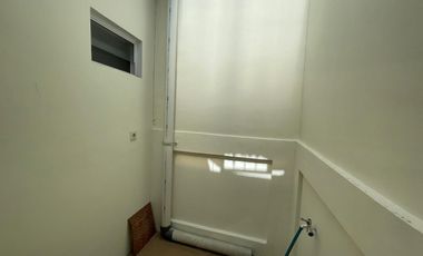 Disewakan Rumah Full Furnish Full Elektronik di Cluster Martinez