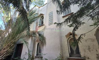 Gran Casa en venta en esquina y junto al WTC