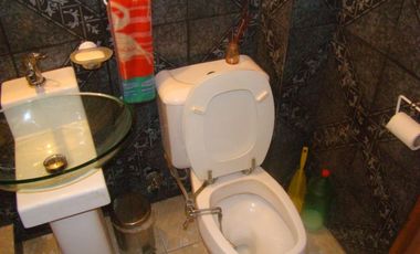 Casa en venta - 4 Dormitorios 3 Baños 1 Cochera - 226Mts2  - Villa Ballester