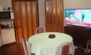 Casa en venta - 4 Dormitorios 3 Baños 1 Cochera - 226Mts2  - Villa Ballester