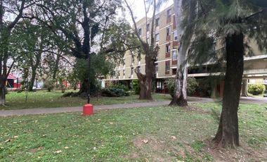 Departamento en venta - 2 Dormitorios 1 Baño - Cochera - 71Mts2 - Avellaneda