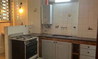 Departamento en venta - 2 Dormitorios 1 Baño - Cochera - 71Mts2 - Avellaneda