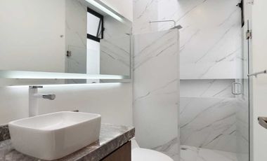 AMPLIA E ILUMINADA CASA NUEVA EN VENTA EN CONDOMINIO 3 ARROYOS, NORPONIENTE AGS.