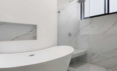 AMPLIA E ILUMINADA CASA NUEVA EN VENTA EN CONDOMINIO 3 ARROYOS, NORPONIENTE AGS.