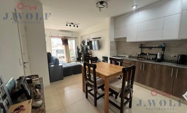 Departamentos de dos ambientes moderno con Balcón y cochera