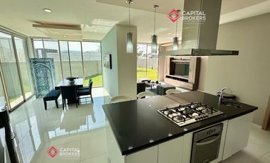 Casa de Lujo en venta en Provenza Zona Sur Santa Anita