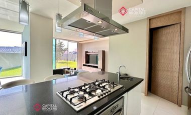 Casa de Lujo en venta en Provenza Zona Sur Santa Anita