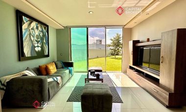 Casa de Lujo en venta en Provenza Zona Sur Santa Anita