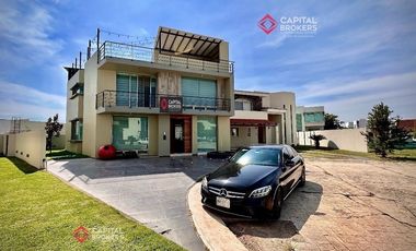 Casa de Lujo en venta en Provenza Zona Sur Santa Anita