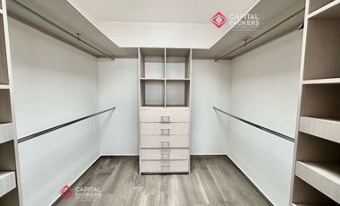 Casa de Lujo en venta en Provenza Zona Sur Santa Anita