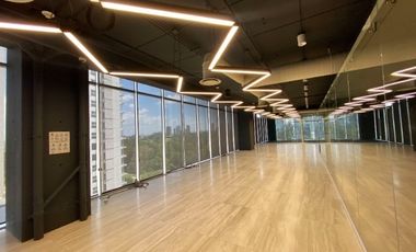 Corporativo Oficinas en Venta en Corporativo Country Club