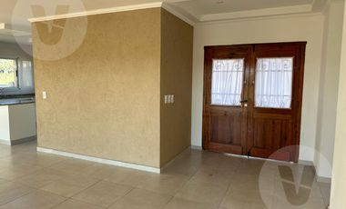 Casa en venta con renta - Barrio Santa Inés, Canning