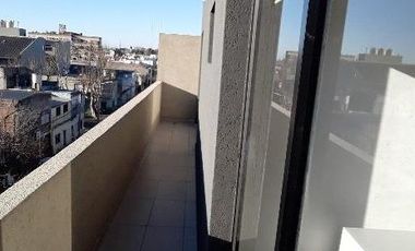 Departamento en venta - 2 Dormitorios 2 Baños 1 Cochera - 90Mts2 - Sarandi
