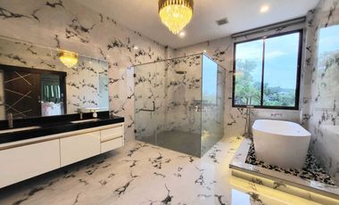 Brand New Luxury Villa with Spectacular Views in Bali