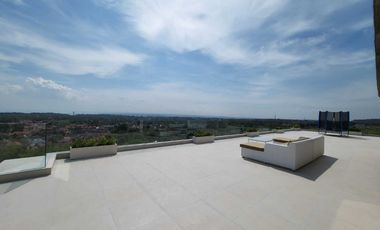 Brand New Luxury Villa with Spectacular Views in Bali