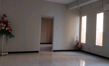 Ruko Este Square Merr,dekat Galaxy Mall, Surabaya Kota