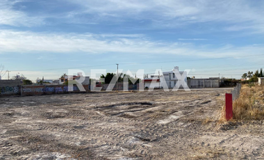 Terreno en Venta en San Juan del Río, uso Mixto. - (3)