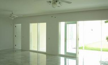 Sewa Rumah Townhouse Pondok Intan Residence 5I Furnished Swimming Pool