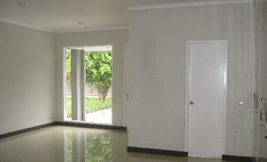 Siaga Raya 3G - Rumah Furnished Kolam Renang di Pejaten, Townhouse