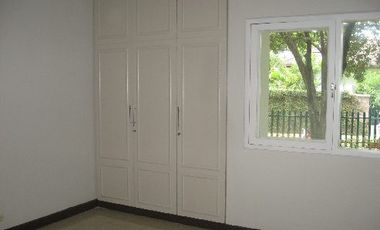 Siaga Raya 3G - Rumah Furnished Kolam Renang di Pejaten, Townhouse