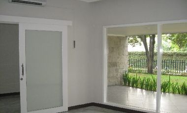 Siaga Raya 3G - Rumah Furnished Kolam Renang di Pejaten, Townhouse