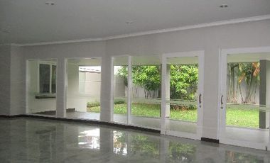 Siaga Raya 3G - Rumah Furnished Kolam Renang di Pejaten, Townhouse