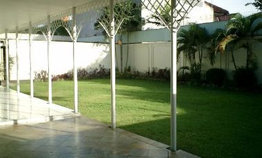 Siaga Raya 77E - Semi Furnished House At Compound Lembonghouse