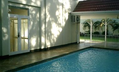 Siaga Raya 77E - Semi Furnished House At Compound Lembonghouse