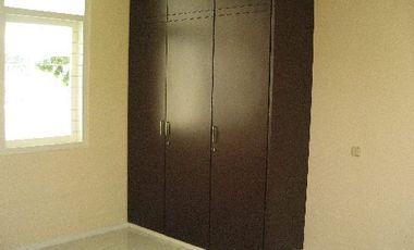 Siaga Raya 77E - Semi Furnished House At Compound Lembonghouse