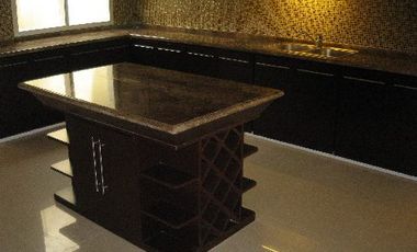 Siaga Raya 77E - Semi Furnished House At Compound Lembonghouse