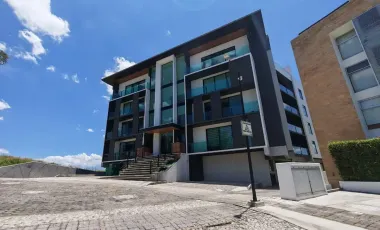 Departamento en Renta en Piso 1 en  Lomas de Angelopolis 2, Excelente Ubicación y Amenidades Premium