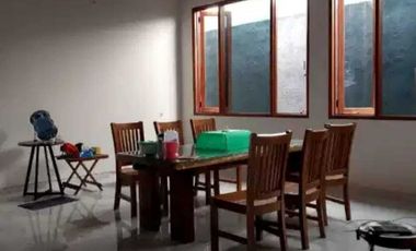 Dijual Rumah Siap Huni Lokasi Strategis di Kupang Baru Sukomanunggal Surabaya Barat