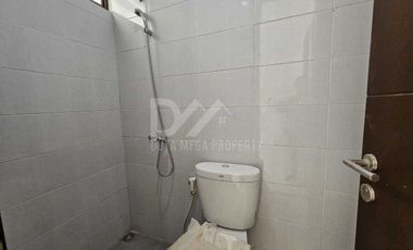 Dijual Cepat Rumah Cantik Kt.3 Siap Huni di Graha Raya