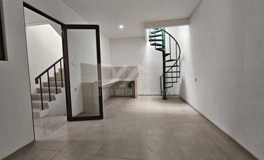 Dijual Cepat Rumah Cantik Kt.3 Siap Huni di Graha Raya