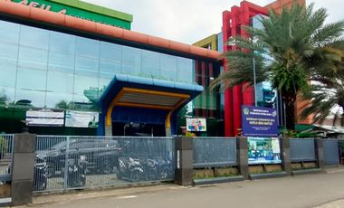 Termurah! Gedung Sekolah Jakarta Timur, Jl Pedati, Kramat Jati
