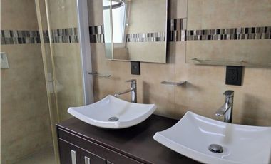 CASA EN SATELITE DE DOS RECAMARAS