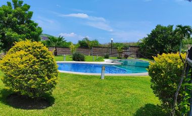 Casa de dos recámaras con alberca en Real Santa Fe Residencial I, Xochitepec, Mor.