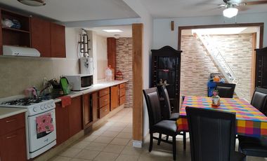 Casa de dos recámaras con alberca en Real Santa Fe Residencial I, Xochitepec, Mor.