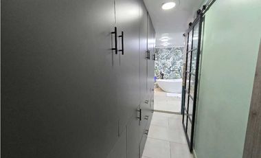 Vendo Apartamento en Conquistadores