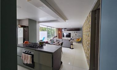 Vendo Apartamento en Conquistadores