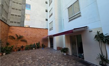Vendo Apartamento en Conquistadores