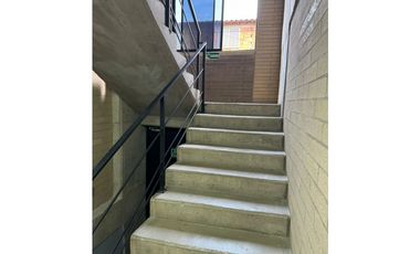 VENDO BODEGA EN EL B SANTA FE